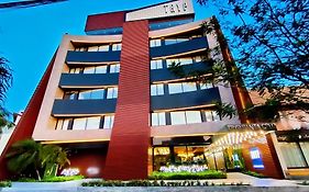 Tryp By Wyndham Santa Cruz
